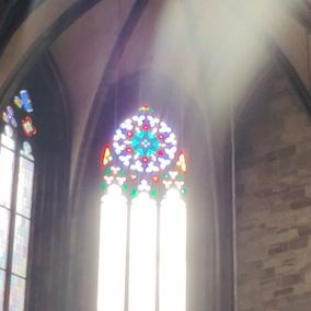 glas in lood kerk