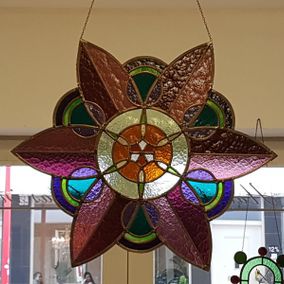 glas in lood bloem